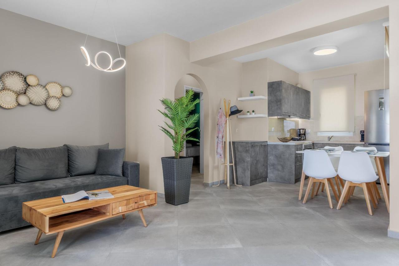 Corali Suites Andros Batsi  Luaran gambar