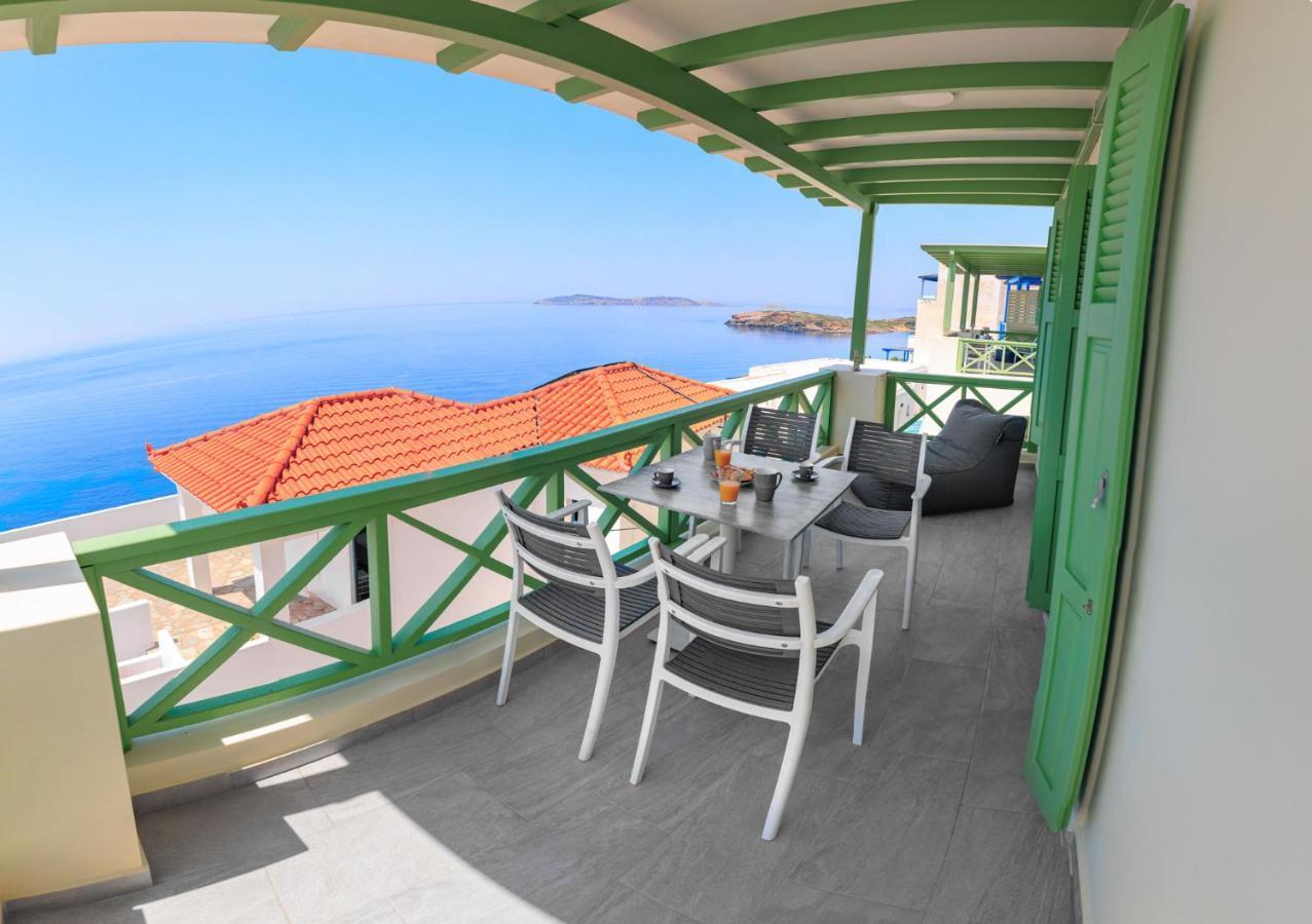 Corali Suites Andros Batsi  Luaran gambar